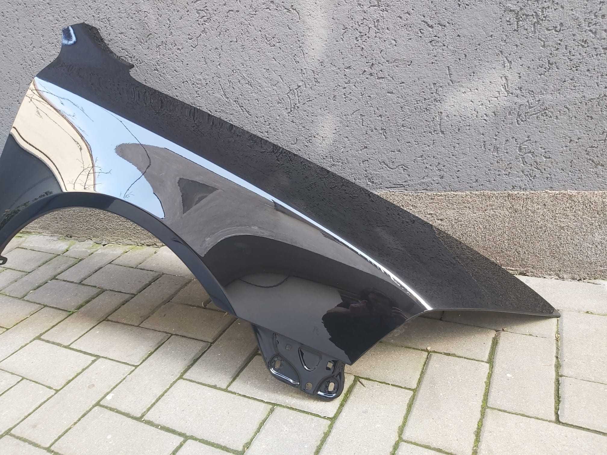 Aripa Fata Dreapta Skoda Octavia 2/II 2004-2008 Vopsita Negru
