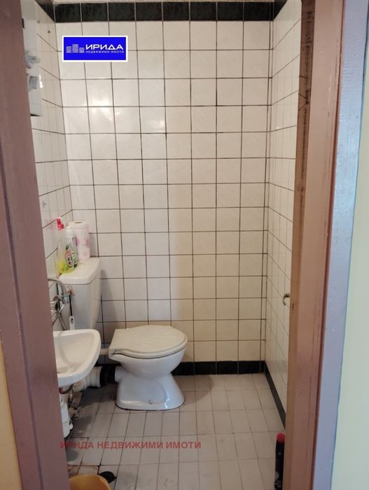 Просторен тристаен апартамент в Младост 3