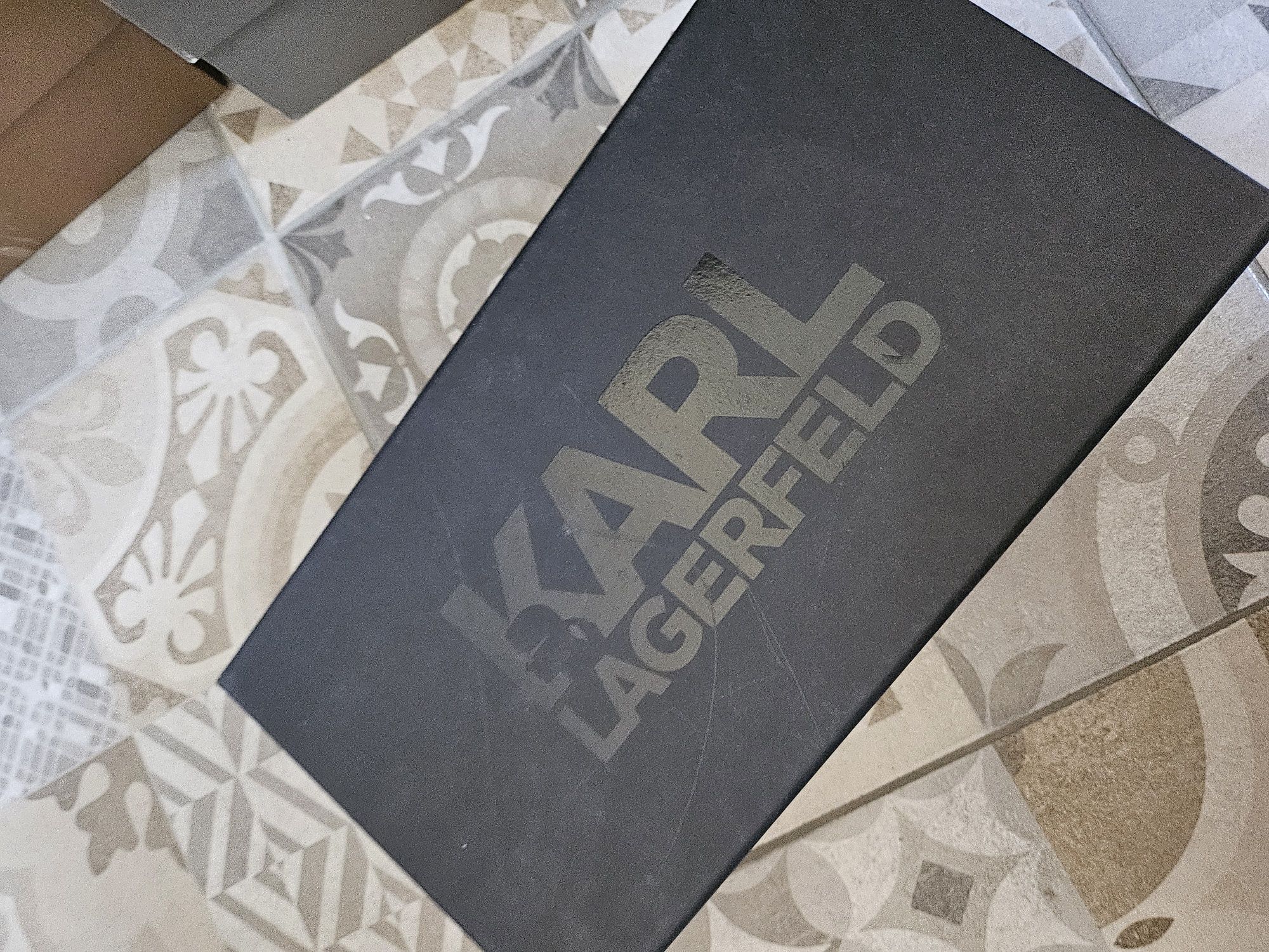 Оригинални ескадрили Karl Lagerfeld