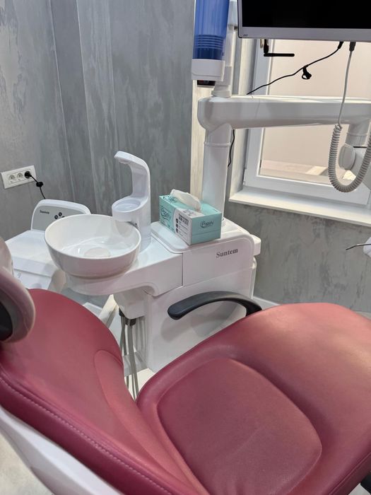 Unit dentar SUNTEM ST-D560