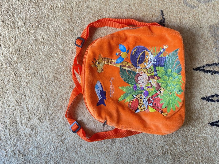 Детский рюкзак в хорошем состоянии