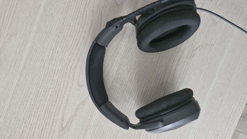 продам наушники Hyper x