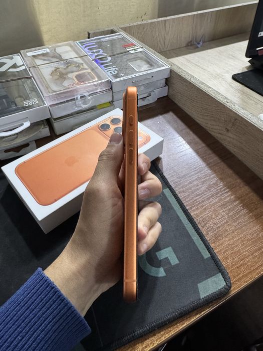 Срочно iphone 17 pro max 256gb orange