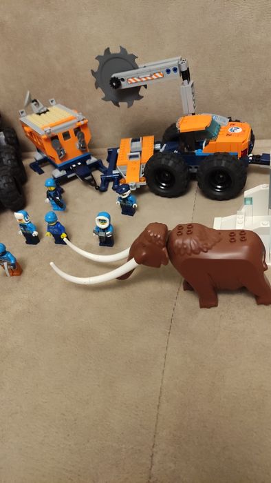 LEGO® City Арктическа база за проучване 60195