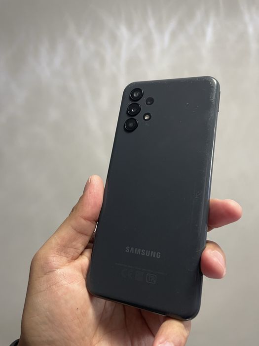 Samsung A13 4/64 продам