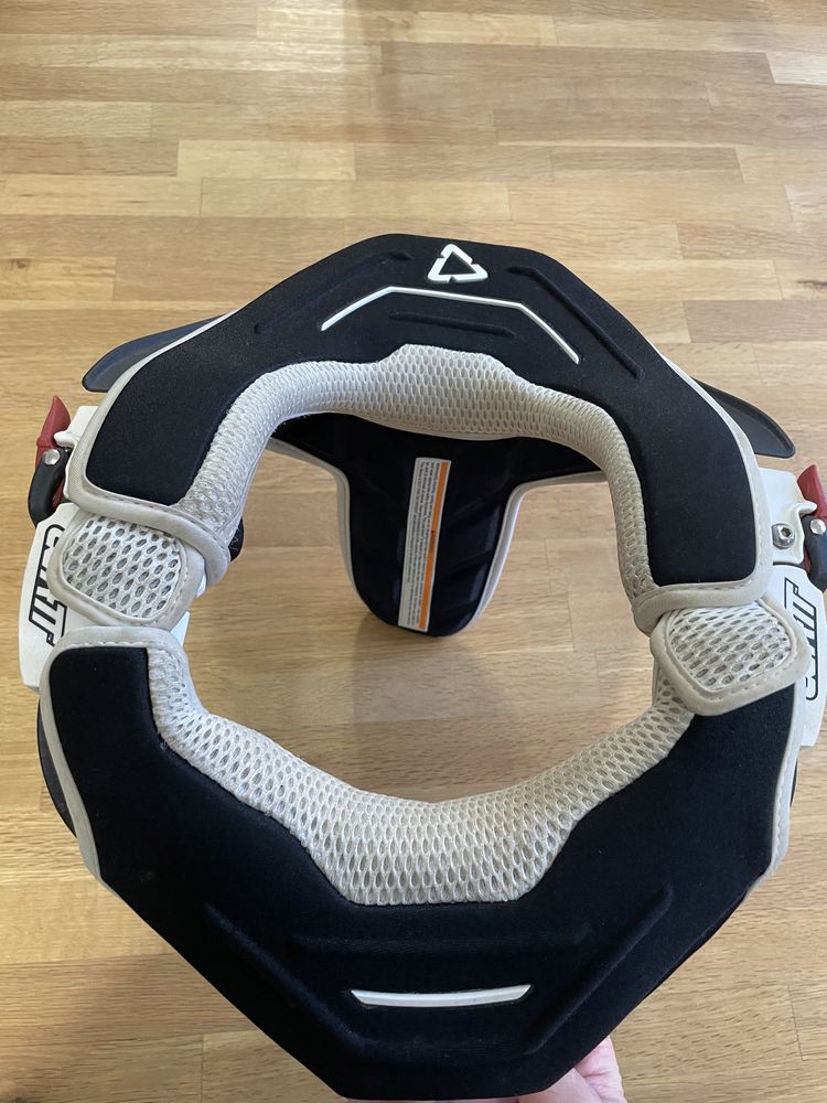 PROTECTIE GAT LEATT GPX Carbon (Enduro/Downhill/Motocross)