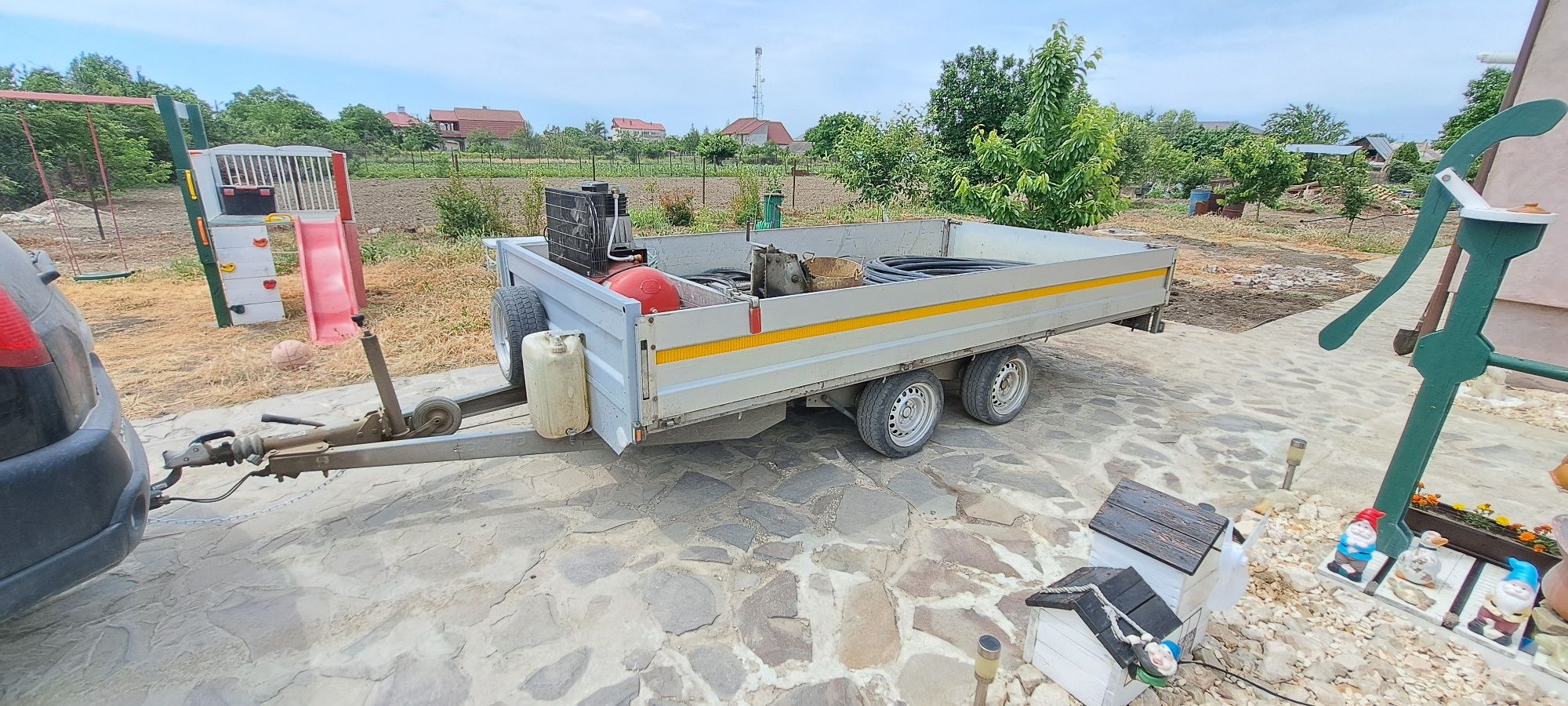 Remorca platforma eduard 2700 kg an 2018