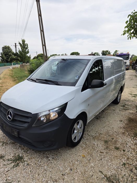 Mercedes Benz Vito