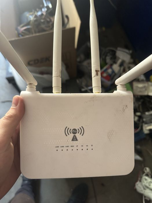Продам модем 4g pro