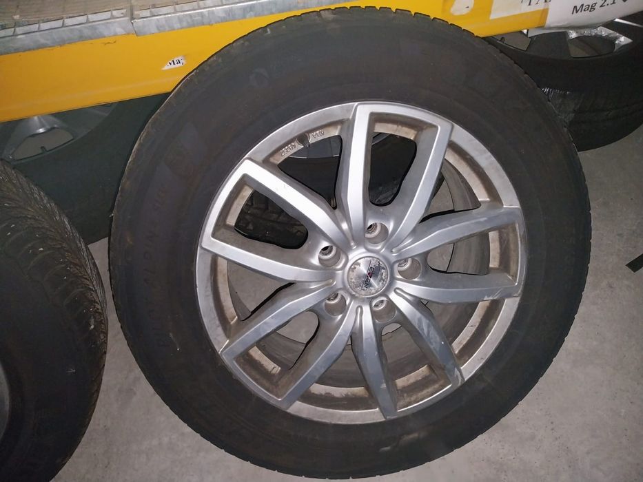 Roti Touareg 18 cauciucuri de iarna