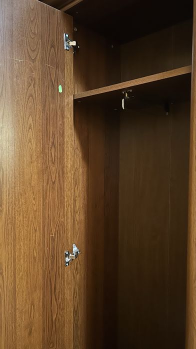 Продам прихожую б/у