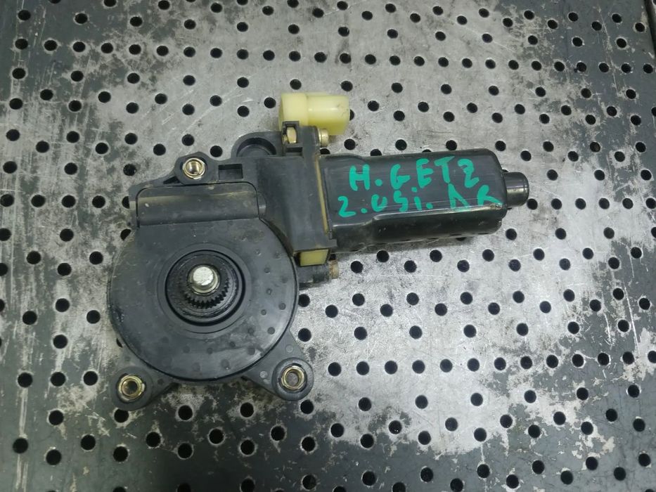 motoras macara dreapta  hyundai getz  2004 model 2 usi