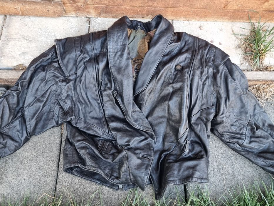 Кожени елеци и якета