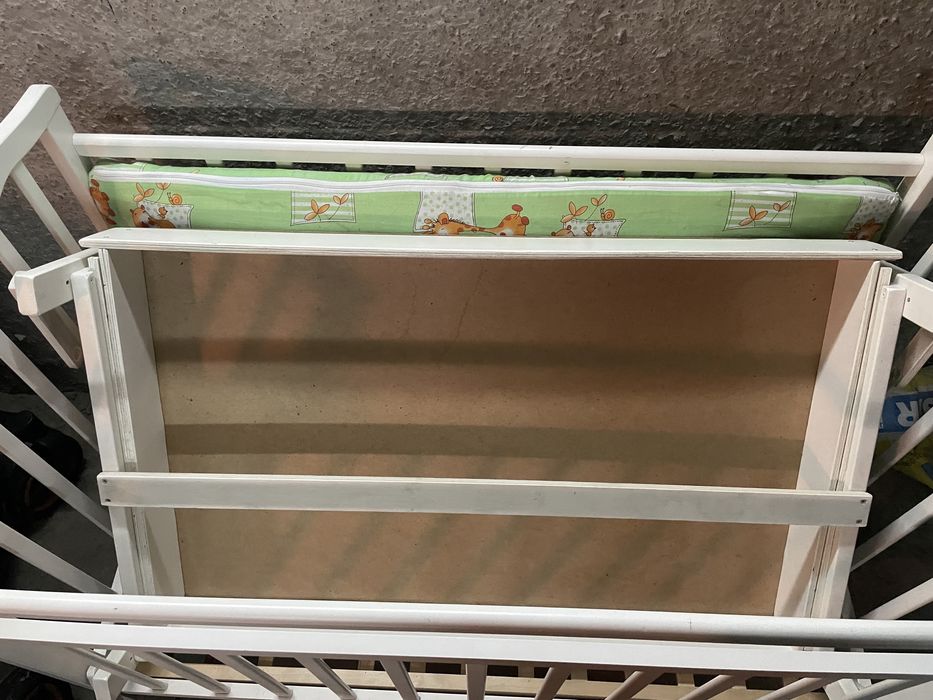 Манеж с матрасом