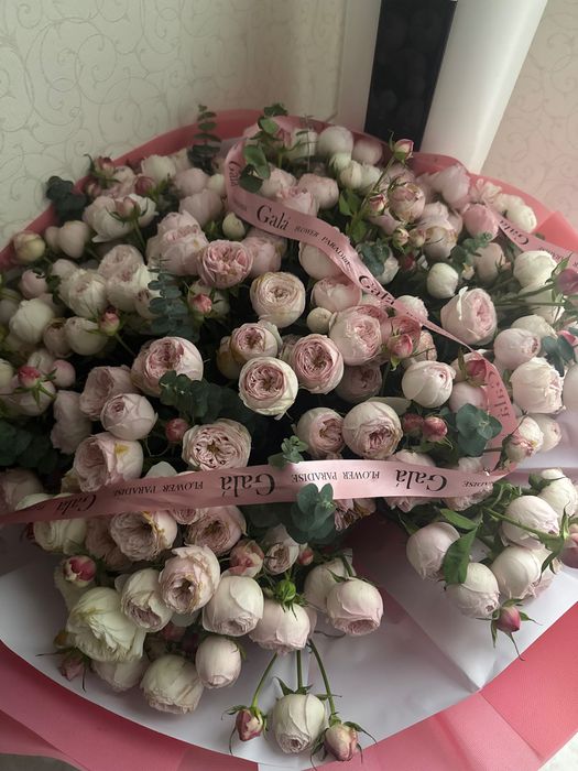 Цветы гүл сатылады