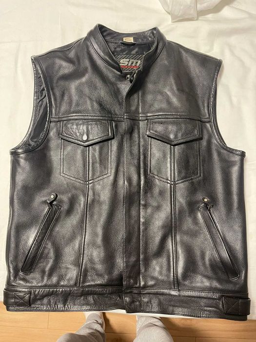 Geaca/vesta moto de piele de vanzare