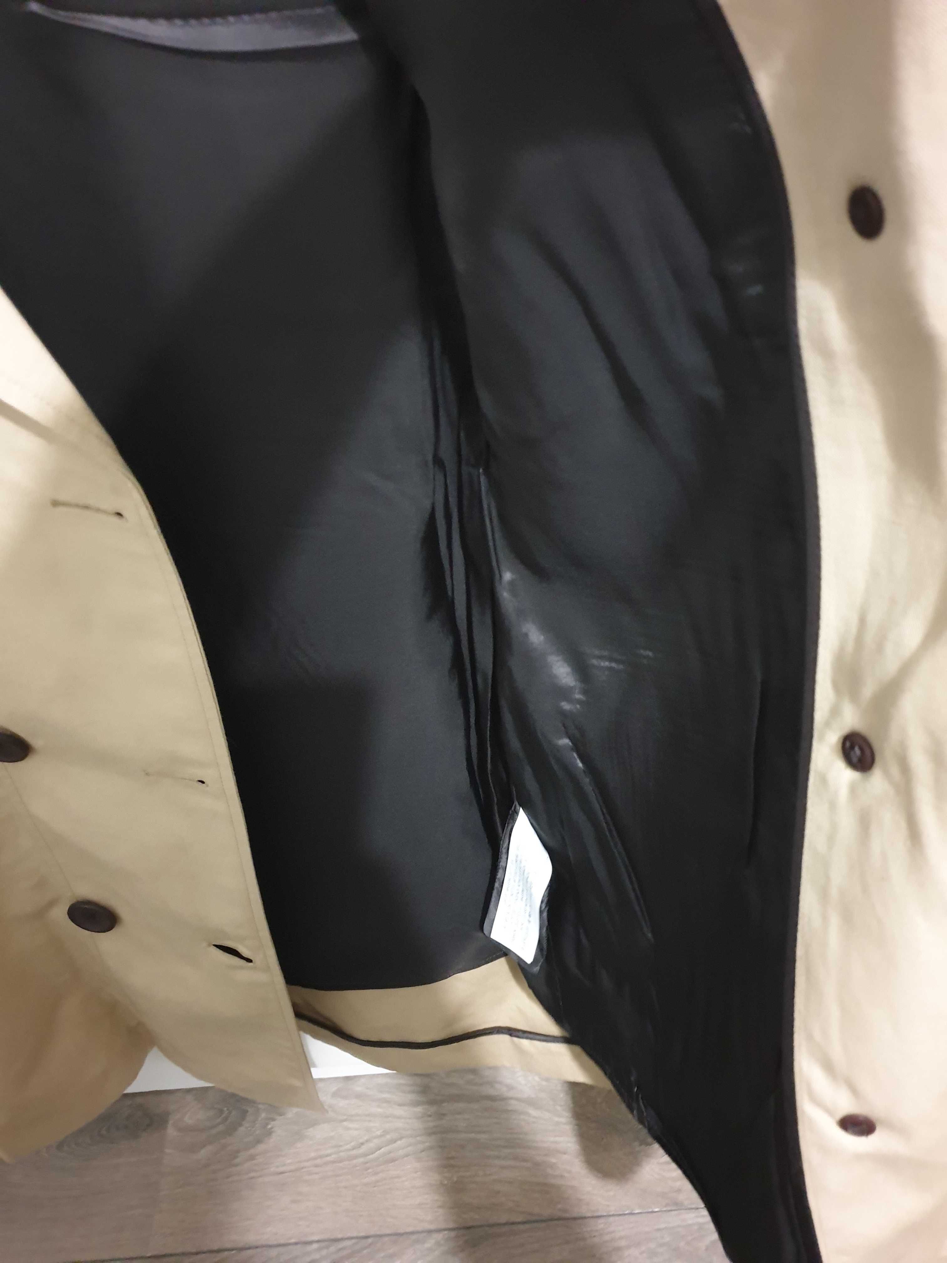 Тренчкот Massimo Dutti