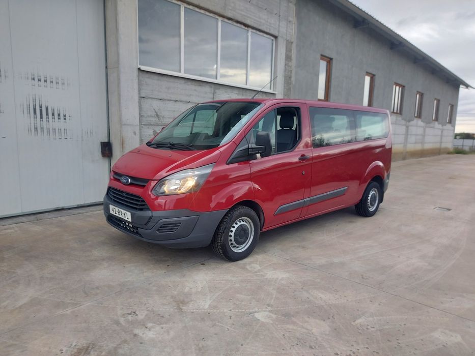 Ford Transit Custom  8+1 locuri