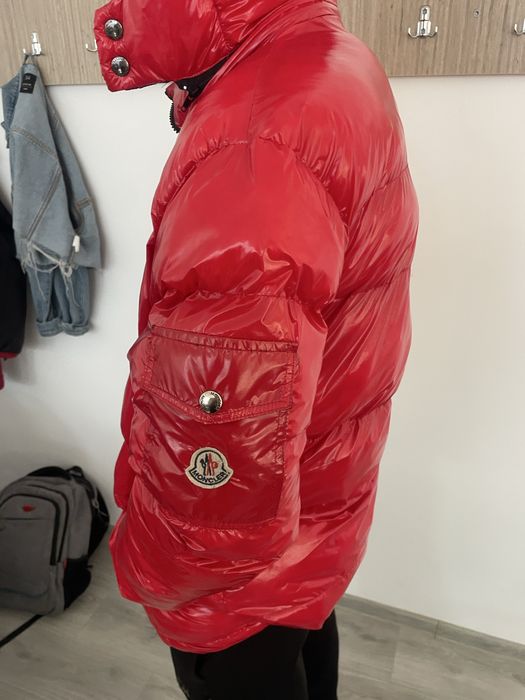 Geaca Moncler originala Model Red Label de vamzare