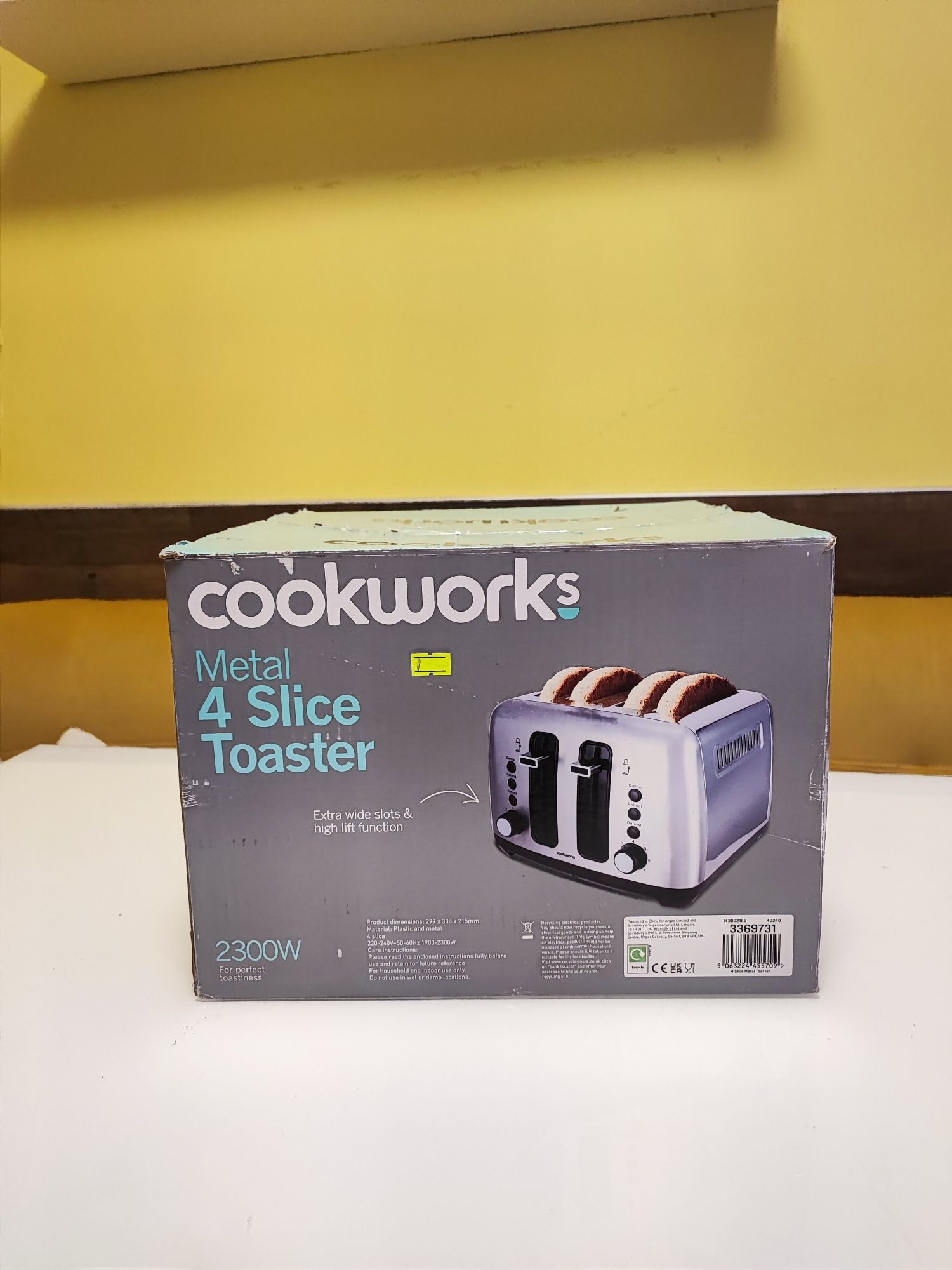 Тостер с 4 места COOKWORKS нов