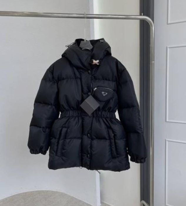 Куртка Прадо в отличном состоянии в люкс качестве 1:1