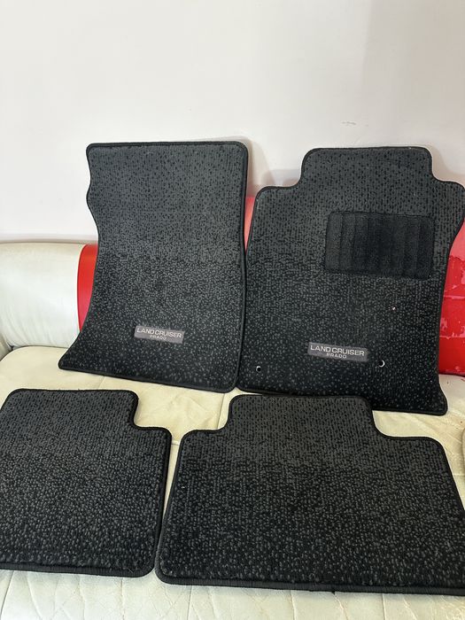 полики Land Cruiser оригинал