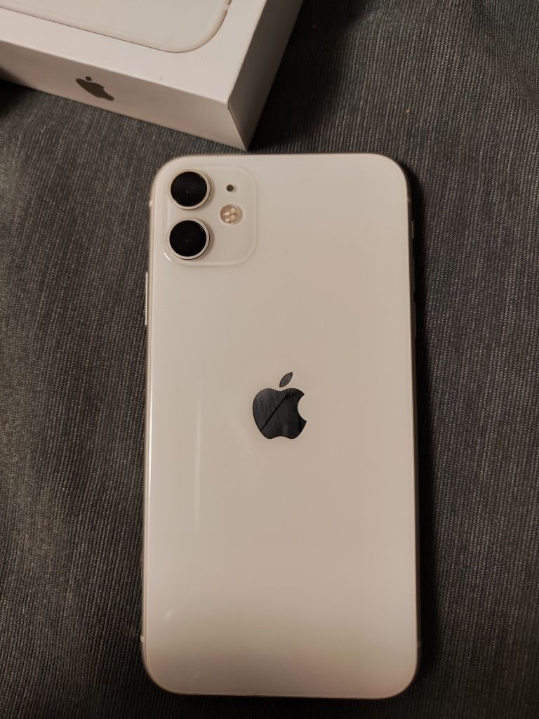 Iphone 11 128G состояние нового