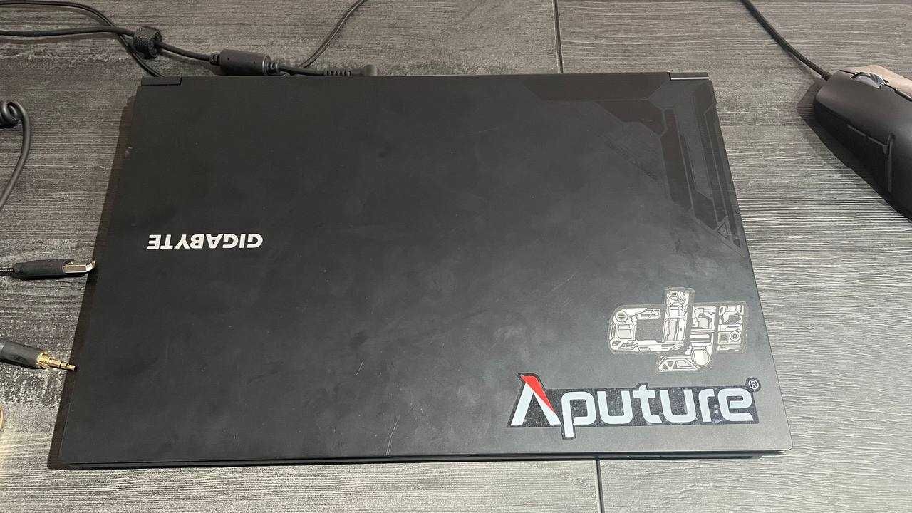 Продам Игровой ноут Gigabyte