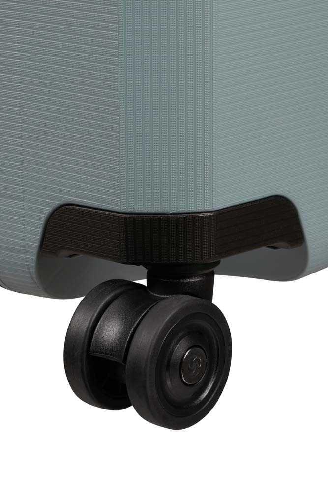 Чемодан Samsonite Magnum Eco Spinner 25/69 cm. Новый! Made in Europe!