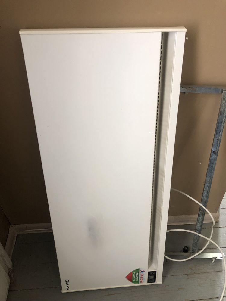 Стенен конвектор Eldom 2000W / 1500W Конвектори Елдом