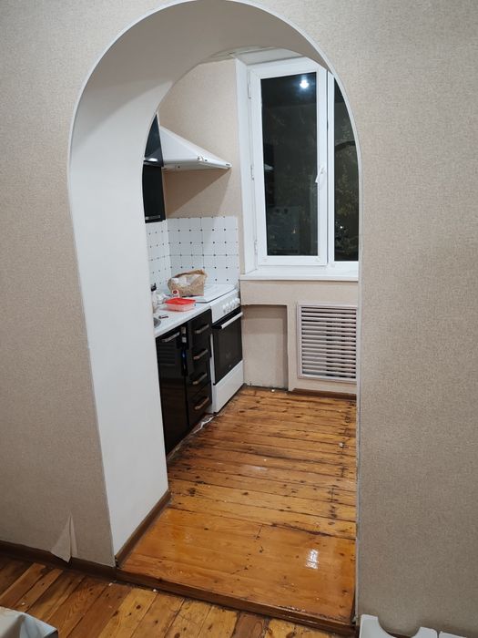 Продаю  3х комнатный квартира с ремонтом на Метро Хамза