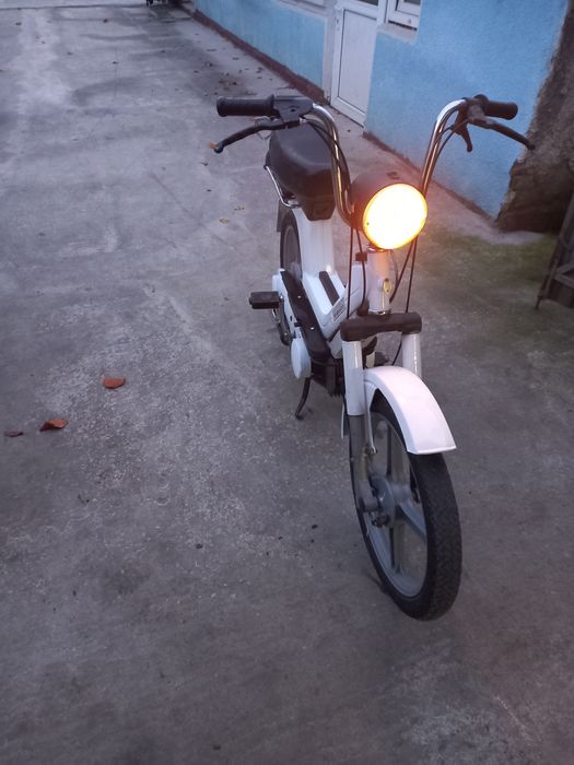 Vând moped Piaggio locație Vidra Ilfov preț 2500 lei