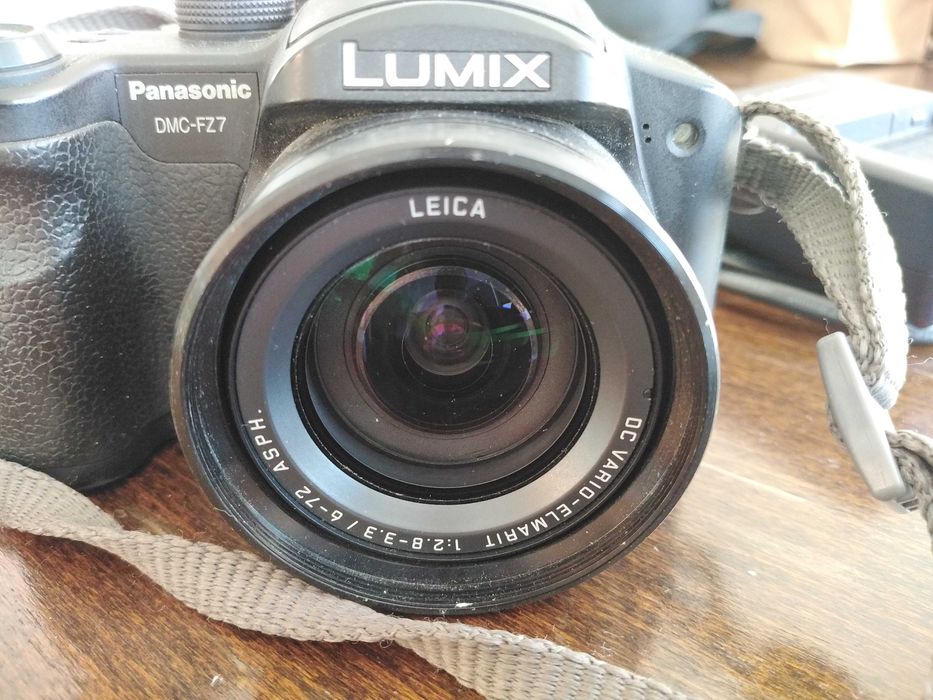 Фотоапарат Panasonic DMC-FZ7