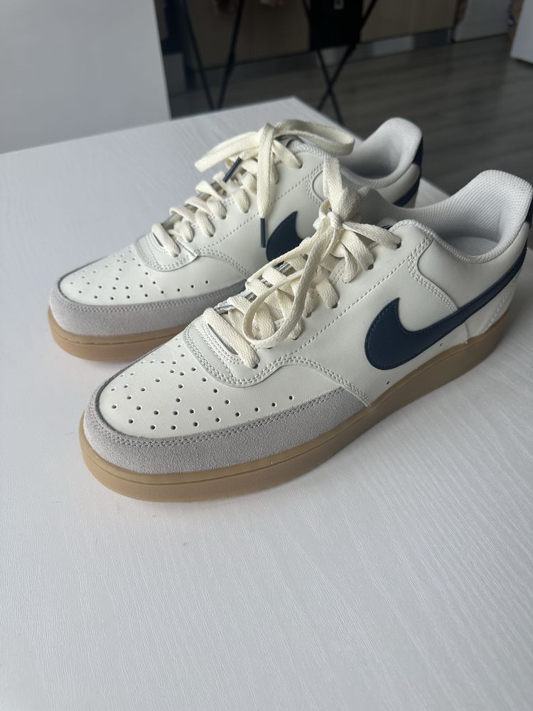 Adidasi Nike Court Vision Low