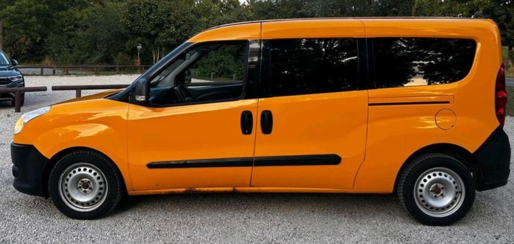 Fiat doblo maxi 2012