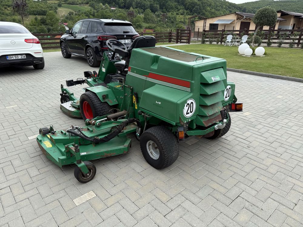 Tractor-Tractoras gazon-iarba Ransomes 951d - disel - 4x4 - impecabil