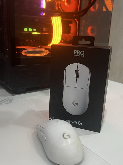 Мышь Logitech G PRO SuperLight