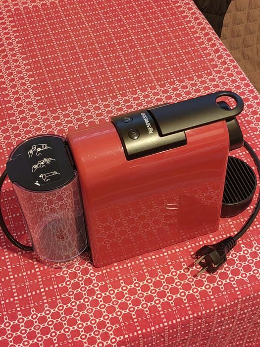 Кафе машина Nespresso