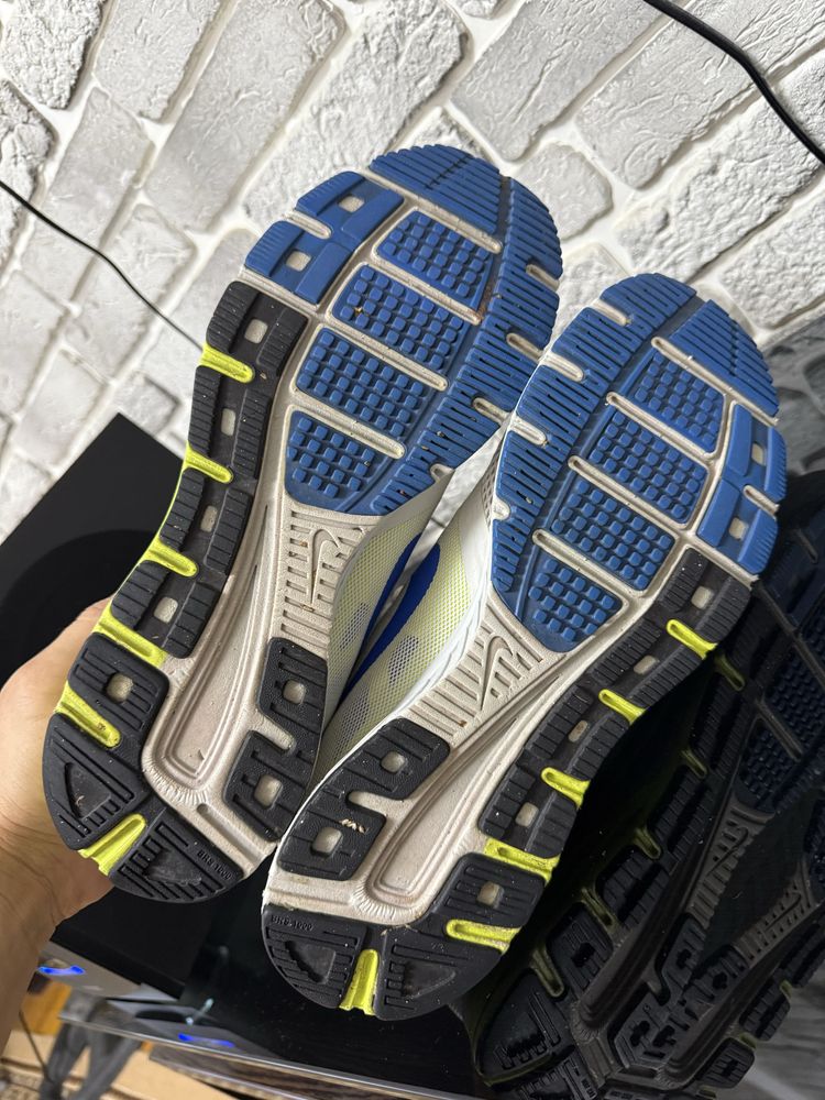 Оринальные кроссовки Nike