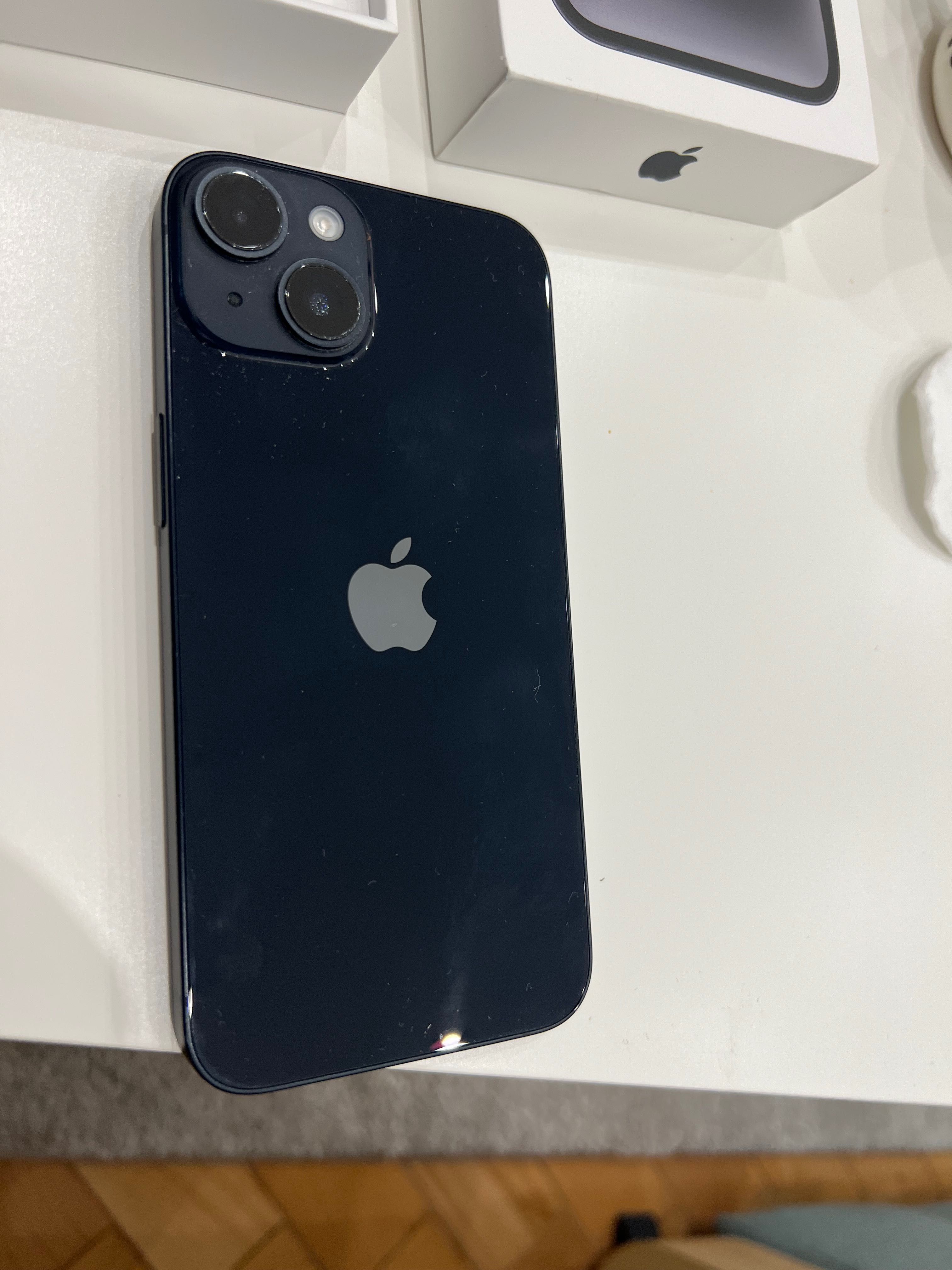 iphone 14. Без нищо сменяно по него! Батерия на 87%