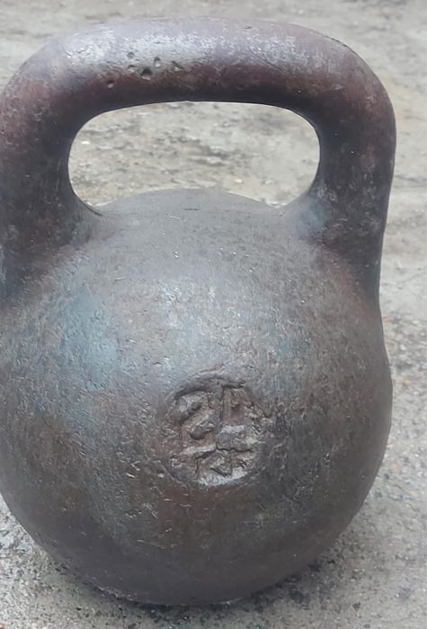 Продаётся гиря 24 кг!