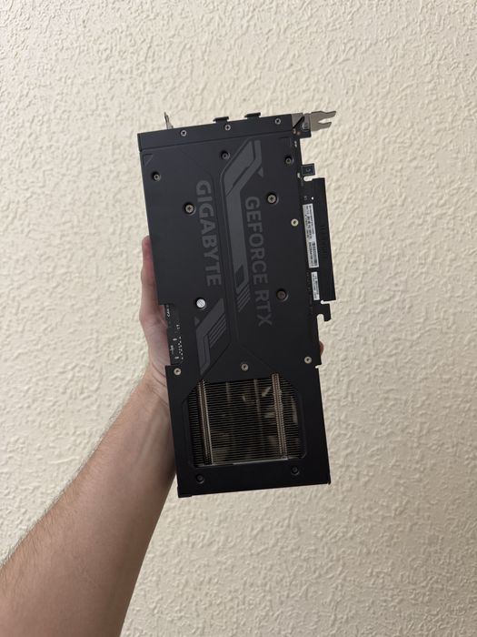 rtx 4070super 12gb gigabyte