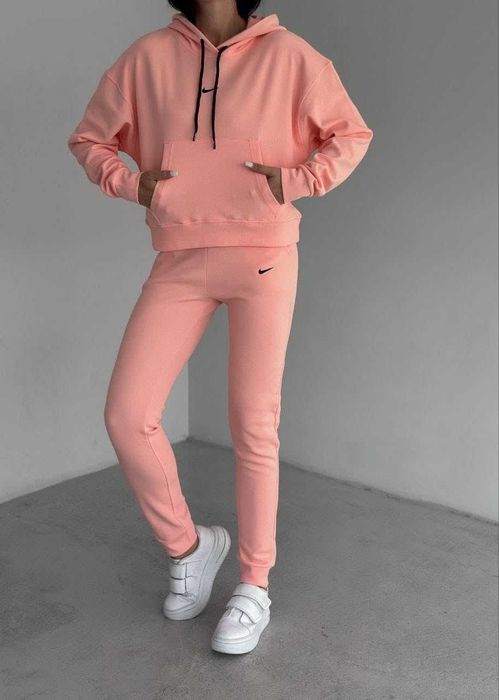 Страхотни дамски екипи