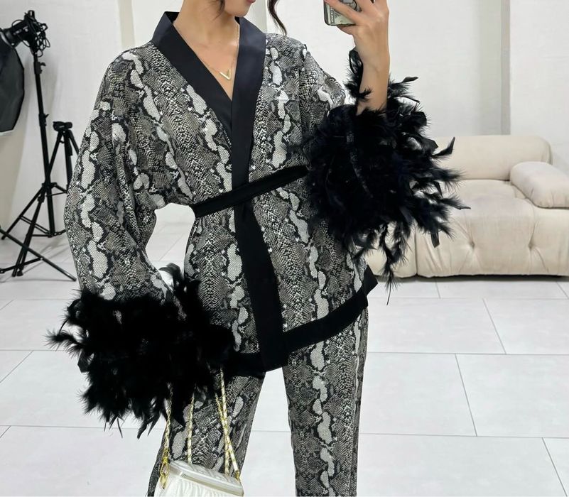 2-ка с перьями новая!