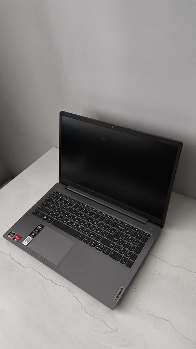 Lenovo IdeaPad 3 15ABA7 82RN
