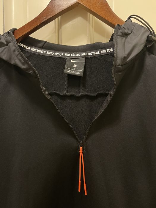 Bluza sport Nike F.C. – nouă, neagră – ofertă specială