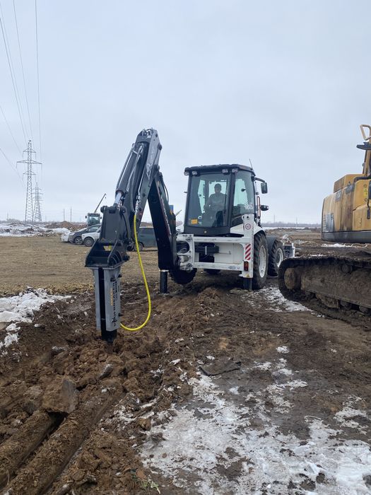 Услуги Экскаватор-погрузчик  JCB 3в1