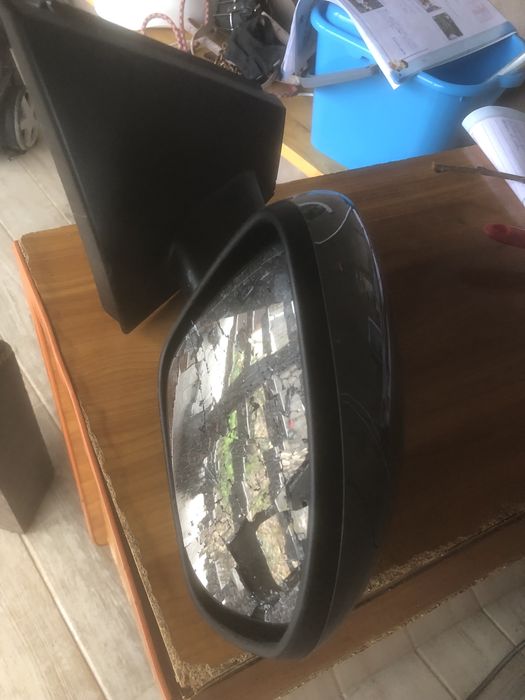 Oglinga Logan III 2024