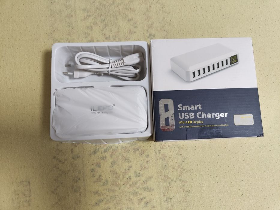 Vând Incarcator USB inteligent iLepo, 8 porturi, 50W, 8A, cu ecran LCD