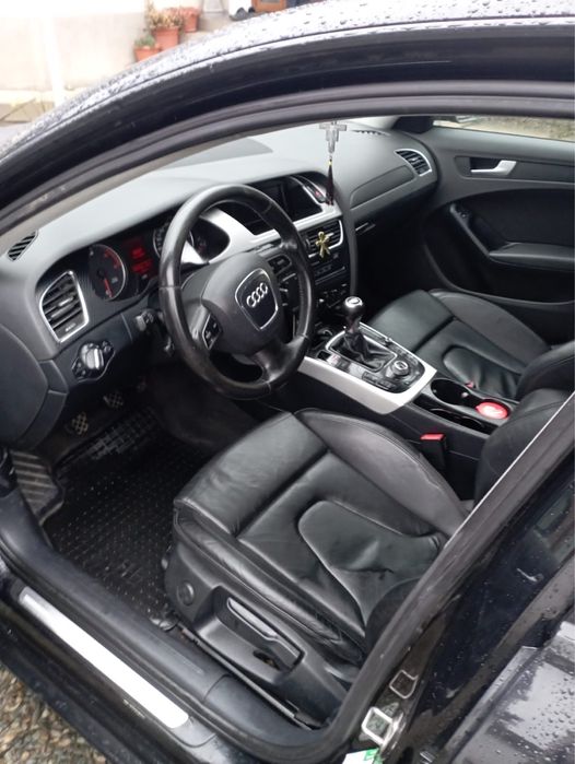 Audi A4 S-line 2.0 TDI